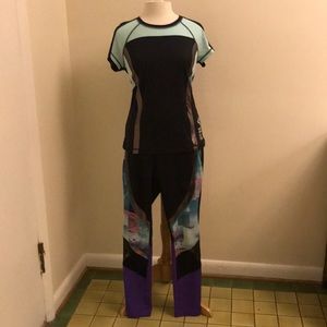 SET! Fila matching top/bottom, sold together